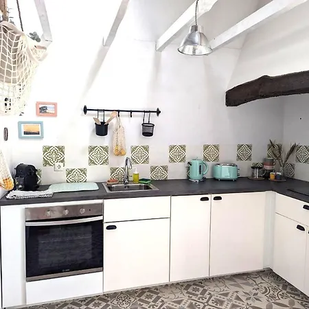 Cozy 3 Bedroom - Close To * ロウリニャン