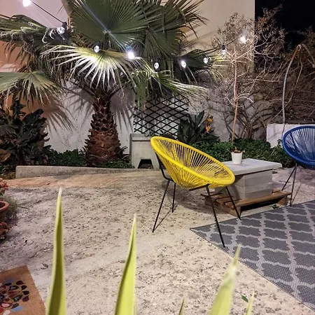 Cozy 3 Bedroom - Close To 別荘