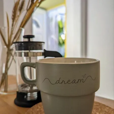 別荘 Cozy 3 Bedroom - Close To ロウリニャン