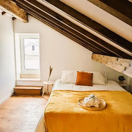 別荘 Cozy 3 Bedroom - Close To ロウリニャン